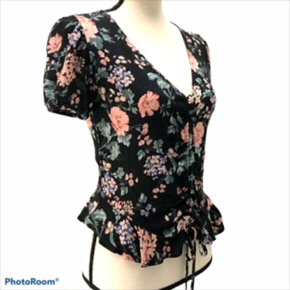 American Eagle Floral Deep V-Neck Top - Picture 2 of 6
